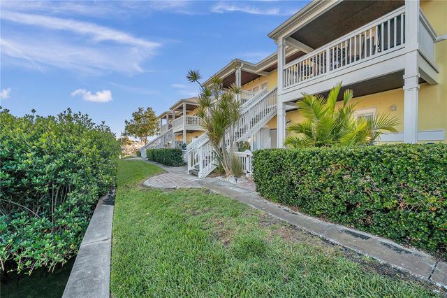 4728 BEACH DRIVE SE A, St Petersburg, FL 33705