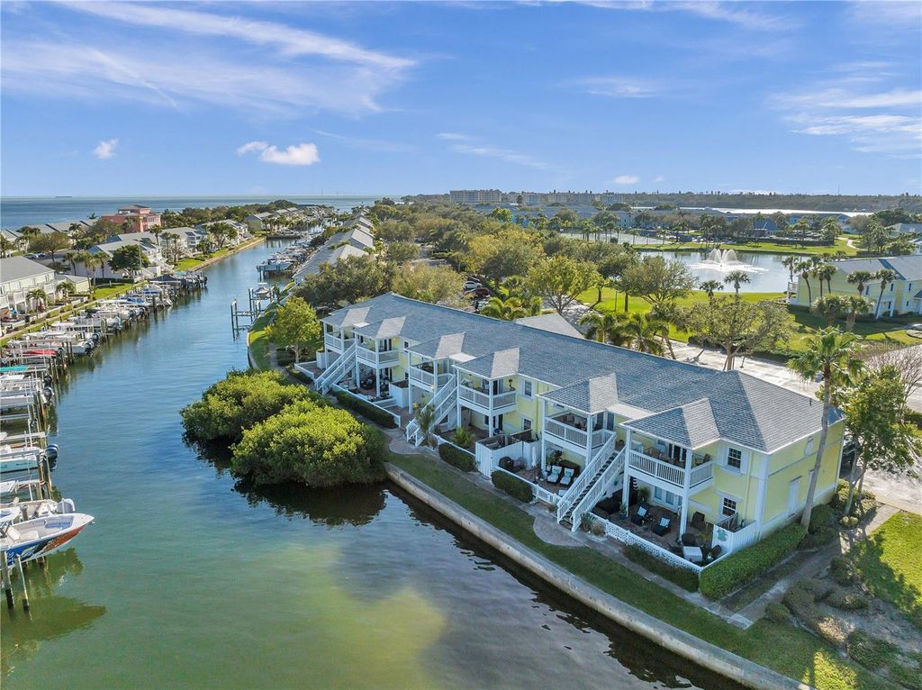 4728 BEACH DRIVE SE A, St Petersburg, FL 33705