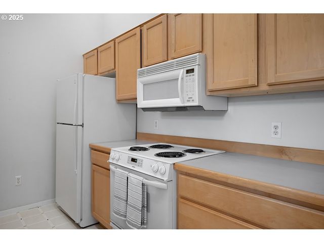 13210 Se 7TH St A4, Vancouver, WA 98683