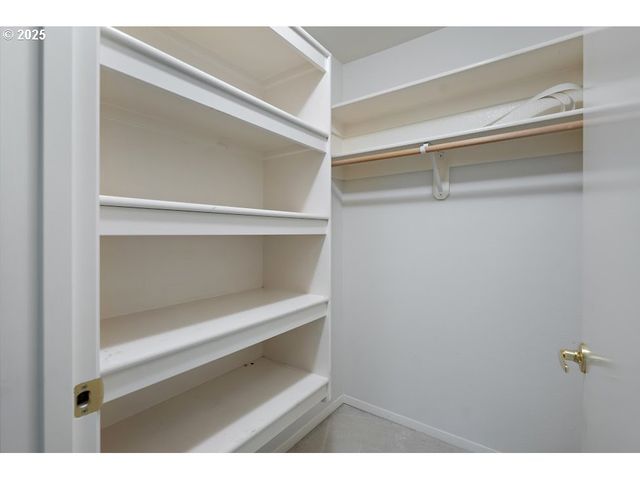 13210 Se 7TH St A4, Vancouver, WA 98683