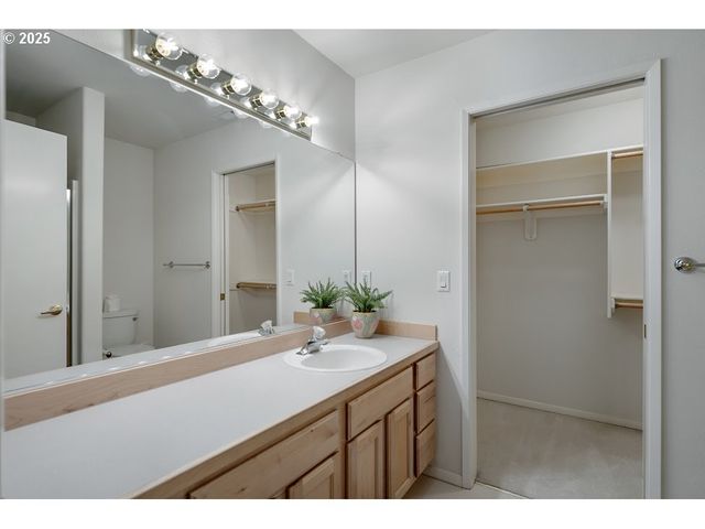 13210 Se 7TH St A4, Vancouver, WA 98683