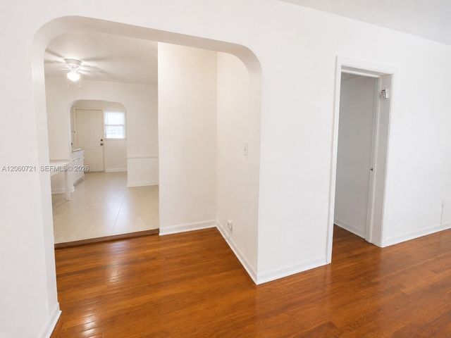 7407 Byron Avenue 3, Miami Beach, FL 33141