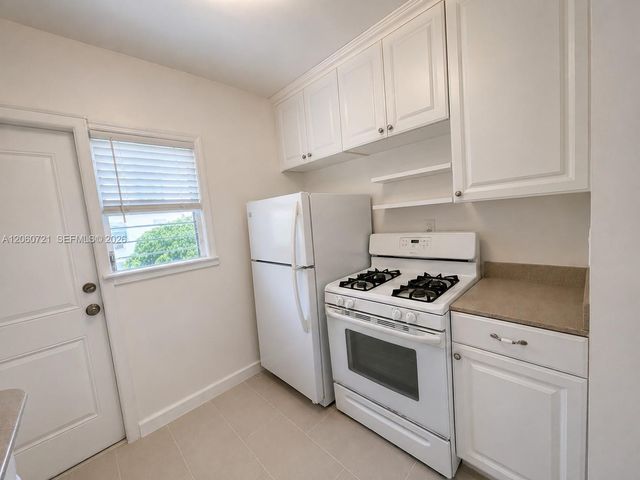 7407 Byron Avenue 3, Miami Beach, FL 33141