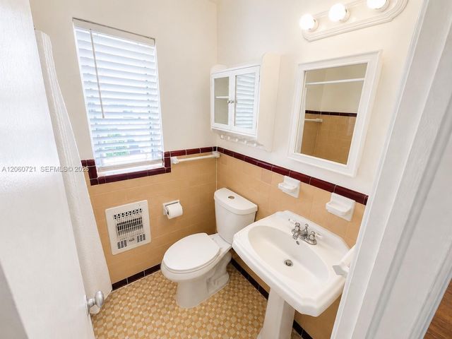 7407 Byron Avenue 3, Miami Beach, FL 33141