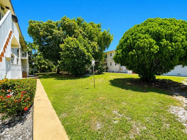 7407 Byron Avenue 3, Miami Beach, FL 33141