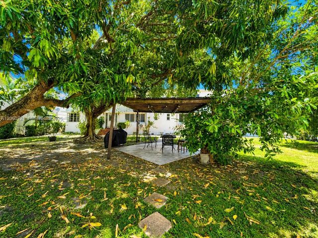 7407 Byron Avenue 3, Miami Beach, FL 33141