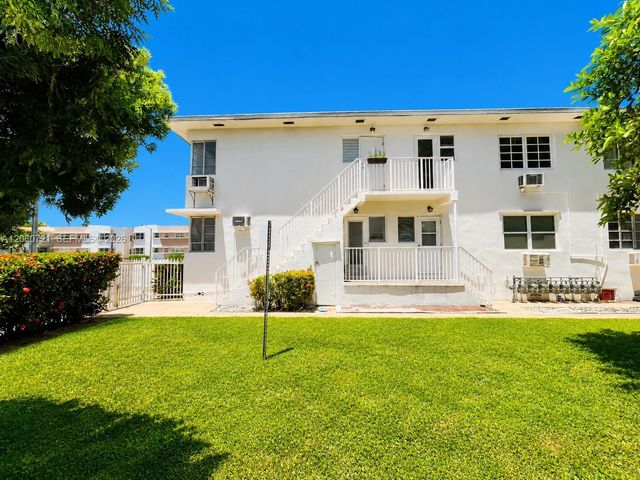 7407 Byron Avenue 3, Miami Beach, FL 33141