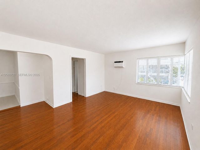 7407 Byron Avenue 3, Miami Beach, FL 33141
