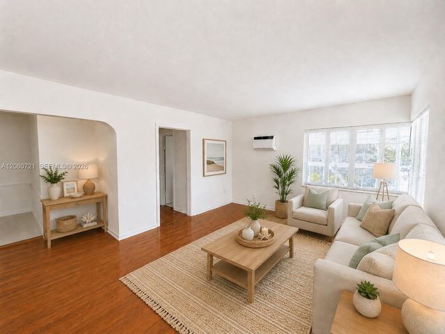 7407 Byron Avenue 3, Miami Beach, FL 33141
