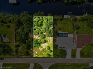 2265 Cedarwood ST, Port Charlotte, FL 33948