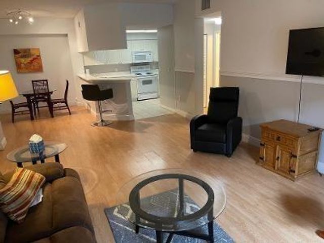 3022 Alcazar Place 103, Palm Beach Gardens, FL 33410