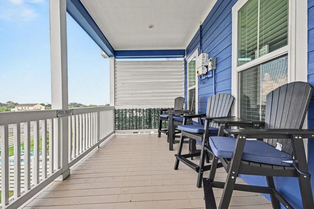 2431 103rd Street, Galveston, TX 77554