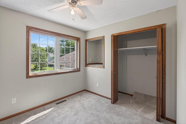 3884 Cross Street SW, Prior Lake, MN 55372