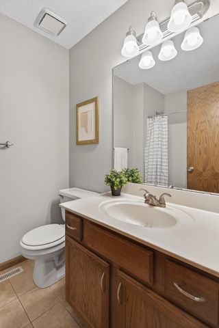 3884 Cross Street SW, Prior Lake, MN 55372