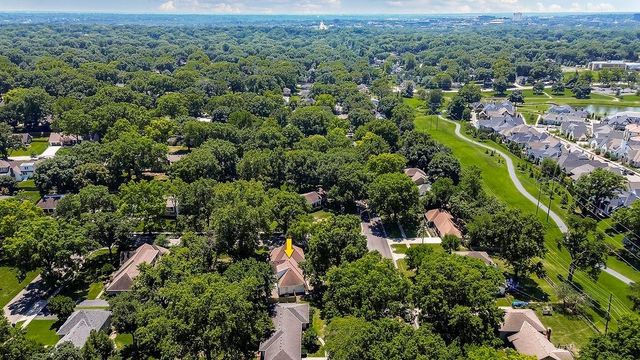 9209 Roe Avenue, Prairie Village, KS 66207