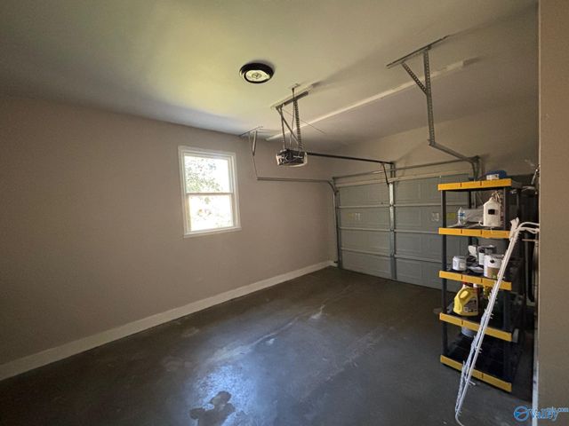 2803 Hester Lane NW, Huntsville, AL 35810