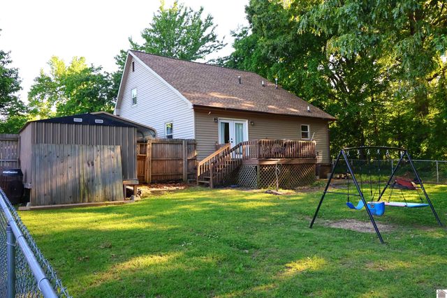 2120 Knob hill Dr, Paducah, KY 42003