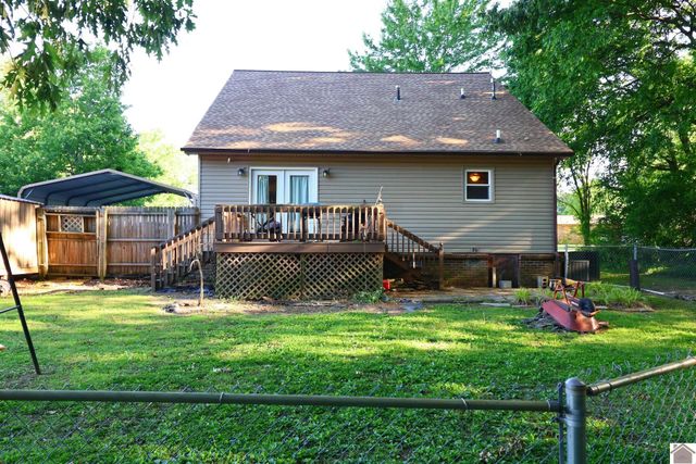 2120 Knob hill Dr, Paducah, KY 42003