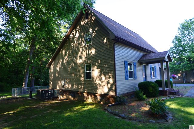 2120 Knob hill Dr, Paducah, KY 42003