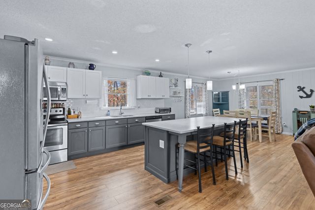 509 Chickasaw Drive, Westminster, SC 29693