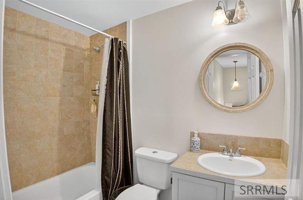 Image 21 of property listing at 1024 Fremont Street, Pocatello, ID 83204