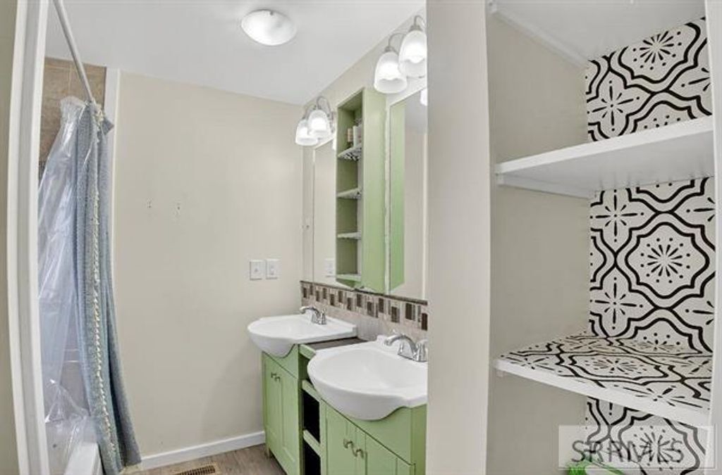 Image 31 of property listing at 1024 Fremont Street, Pocatello, ID 83204