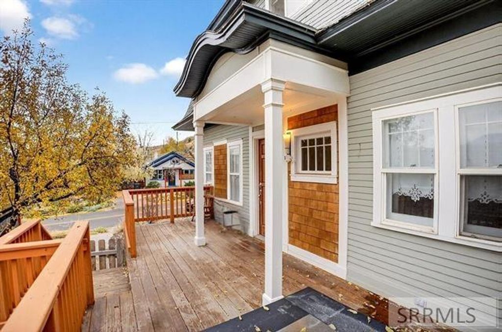 Image 5 of property listing at 1024 Fremont Street, Pocatello, ID 83204