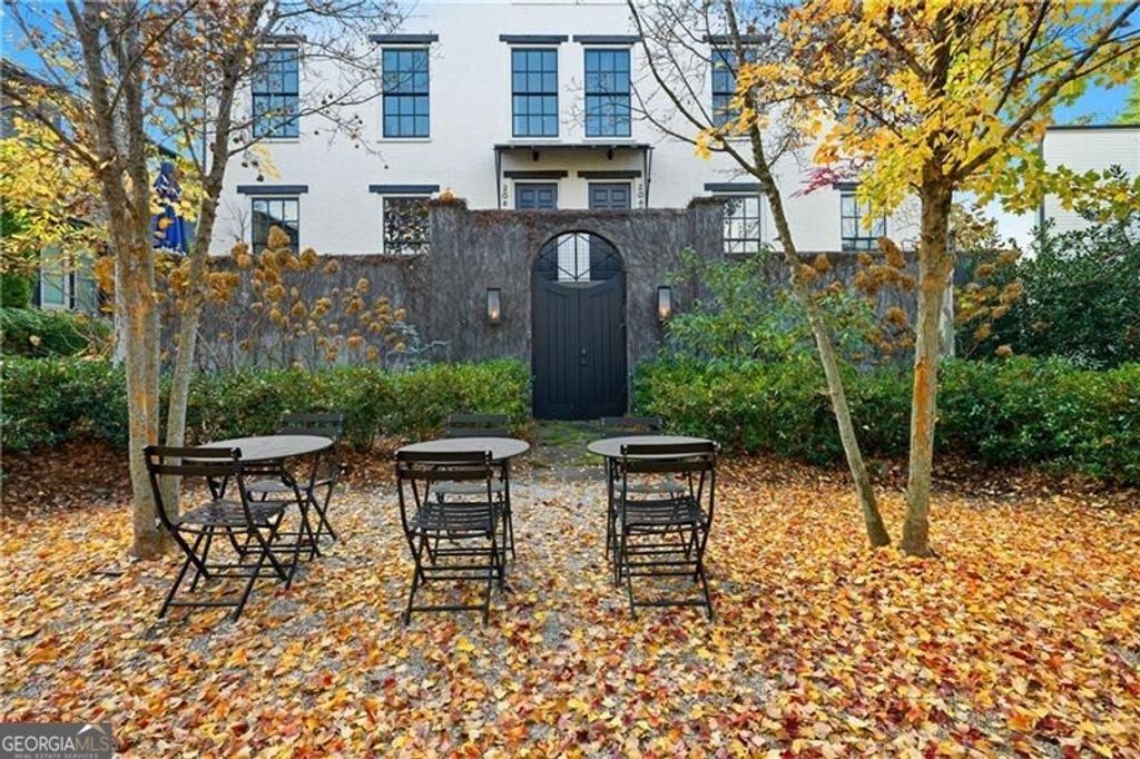 2061 Telfair Circle NE, Atlanta, GA 30324