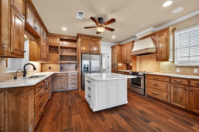 3809 Sumner Court, Sherman, TX 75090