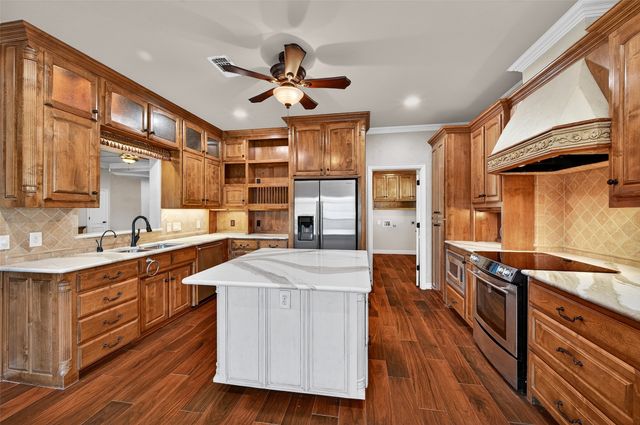 3809 Sumner Court, Sherman, TX 75090