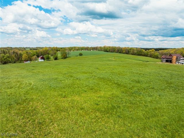 1183 Waynesburg Road NW, Carrollton, OH 44615