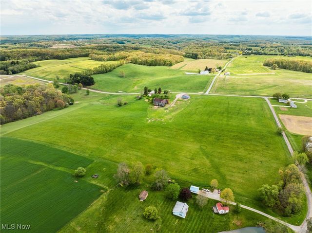 1183 Waynesburg Road NW, Carrollton, OH 44615