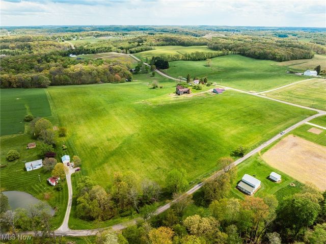 1183 Waynesburg Road NW, Carrollton, OH 44615