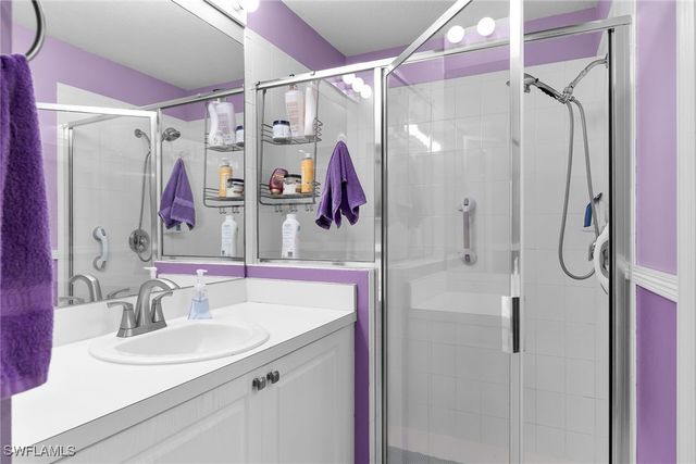 350 Newport DR 1906, Naples, FL 34114