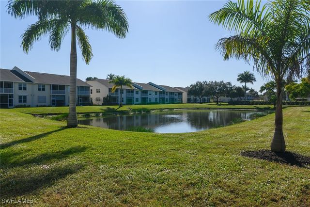 350 Newport DR 1906, Naples, FL 34114