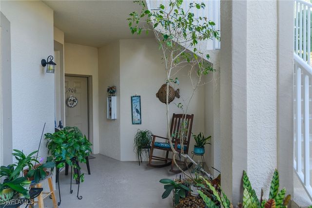 350 Newport DR 1906, Naples, FL 34114