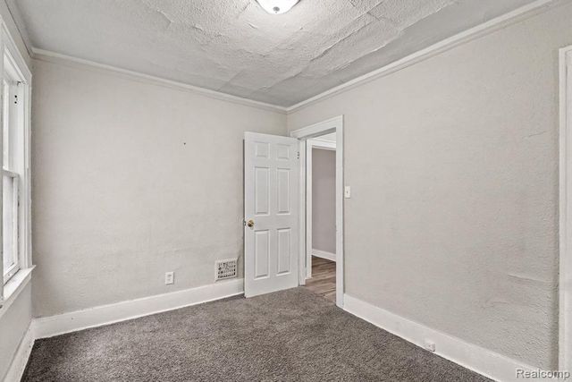15751 Cherrylawn Street, Detroit, MI 48238