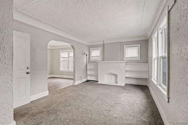 15751 Cherrylawn Street, Detroit, MI 48238