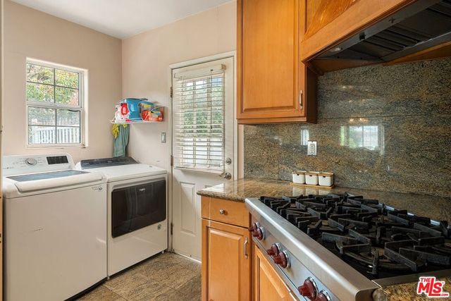 2201 Hillsboro Avenue, Los Angeles, CA 90034