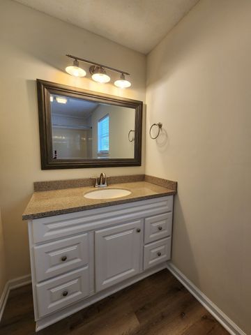 1756 Lewisburg Pike, Franklin, TN 37064