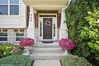 342 Western Avenue, Des Plaines, IL 60016