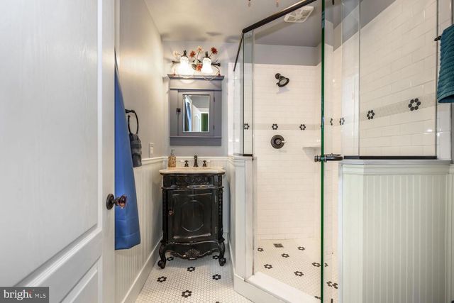 5 WILLIS ST, Cambridge, MD 21613