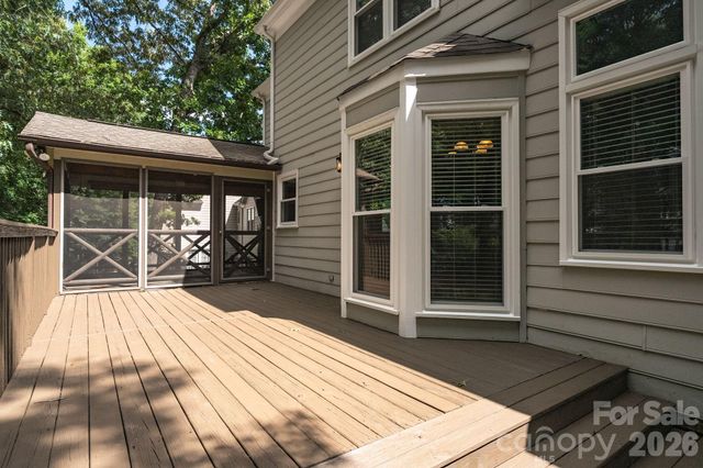 6632 Elmstone Drive, Charlotte, NC 28277