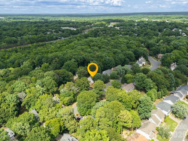 6632 Elmstone Drive, Charlotte, NC 28277