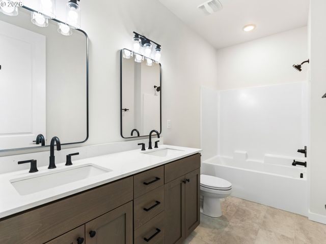 7560 N Emerald Ave, Portland, OR 97217