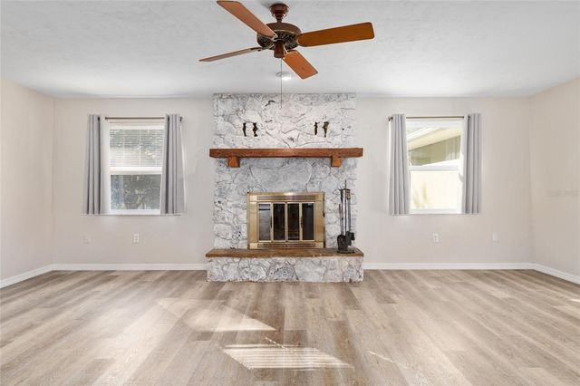 9025 SW 215TH AVENUE, Dunnellon, FL 34431