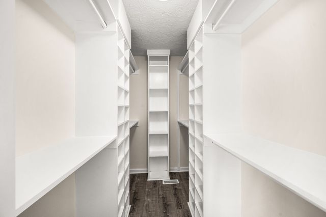 1304 W Running Brook Rd, Nashville, TN 37209