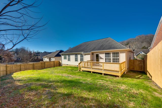 1304 W Running Brook Rd, Nashville, TN 37209