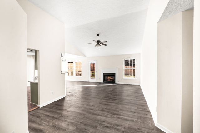 1304 W Running Brook Rd, Nashville, TN 37209