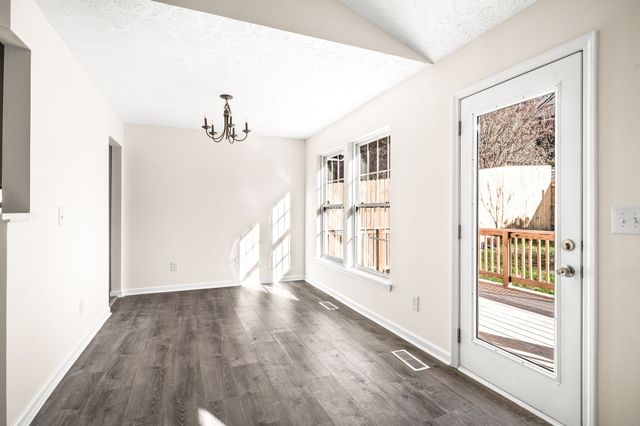 1304 W Running Brook Rd, Nashville, TN 37209